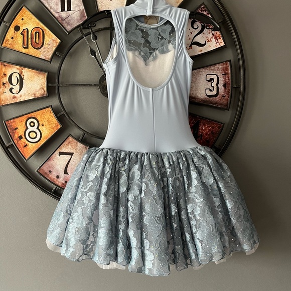 Dance Costume - Picture 2 of 2